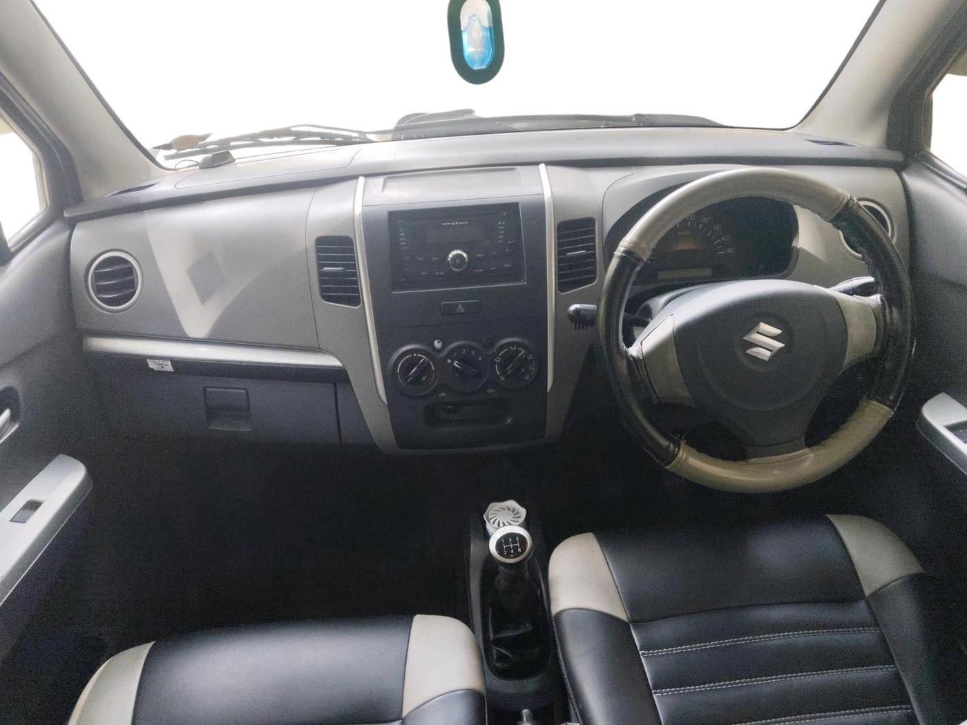 2012 Maruti Wagon R 1.0 LXI, Petrol, Manual, 1,18,546 km, interior