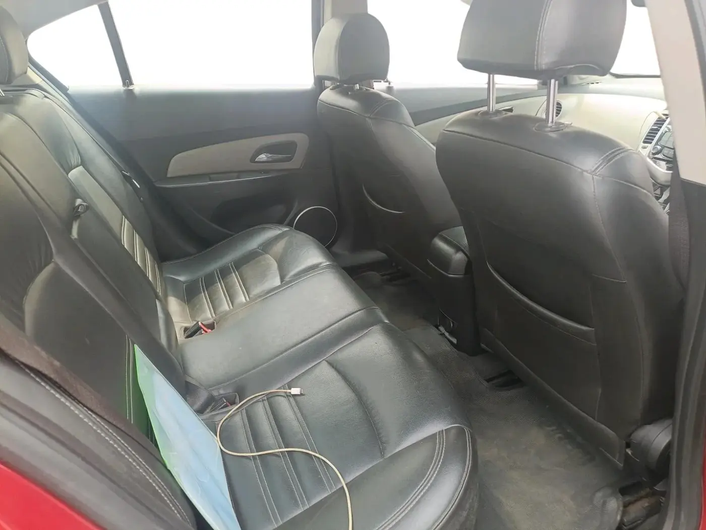 2009 Chevrolet Cruze LTZ, Diesel, Manual, 77,063 km, interior