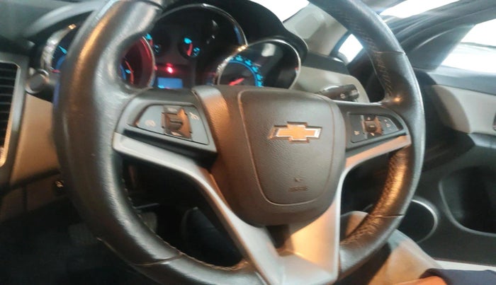 2009 Chevrolet Cruze LTZ, Diesel, Manual, 77,063 km, interior