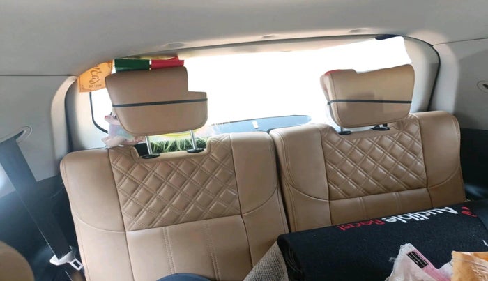 2019 Mahindra XUV500 W11, Diesel, Manual, 72,793 km, interior