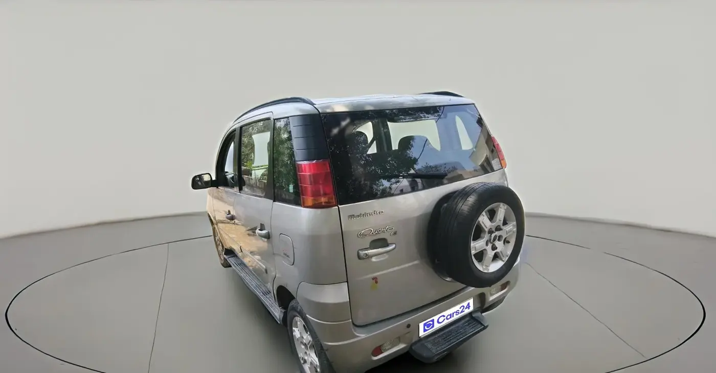 2015 Mahindra Quanto C8, Diesel, Manual, 43,847 km, exterior