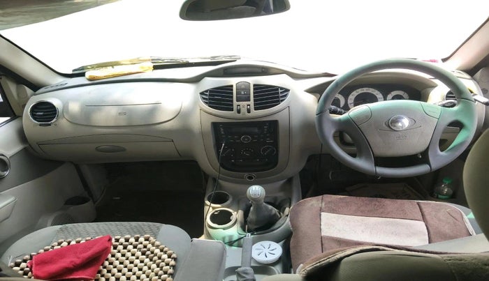 2015 Mahindra Quanto C8, Diesel, Manual, 43,847 km, interior