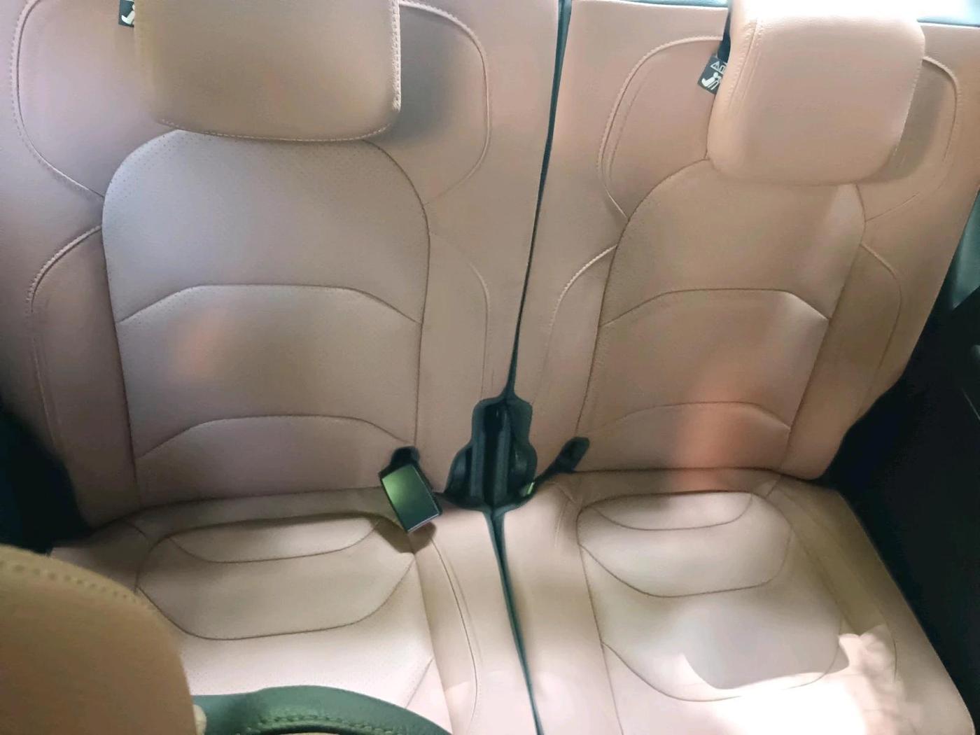 2023 MG HECTOR PLUS SHARP PRO 1.5 PETROL TURBO CVT 6 STR, Petrol, Automatic, 19,969 km, interior