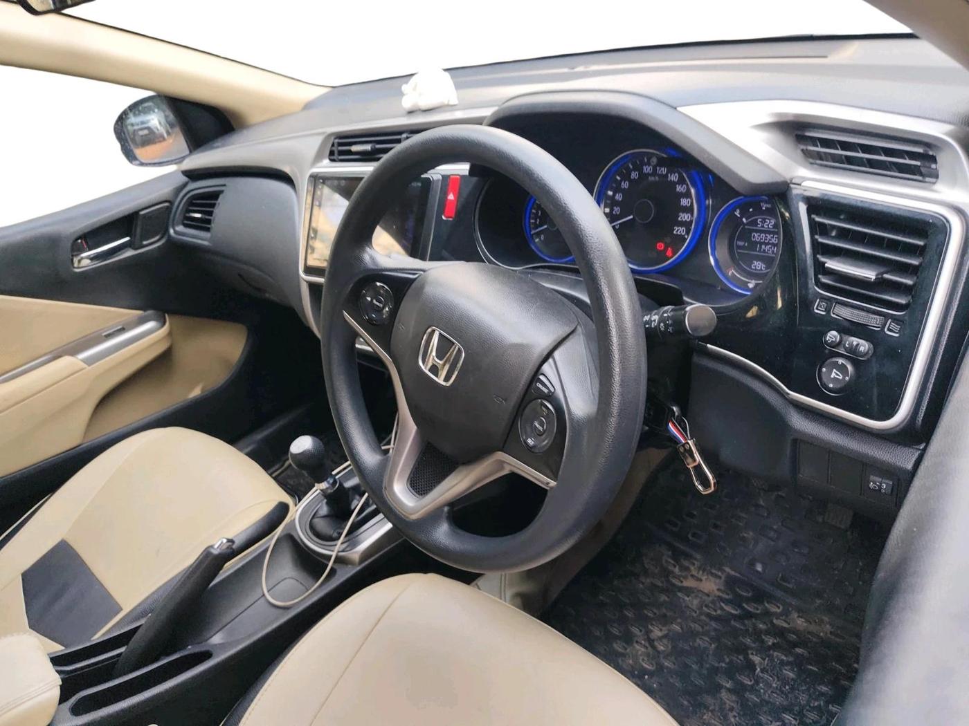 2015 Honda City 1.5L I-VTEC V MT, Petrol, Manual, 69,356 km, interior