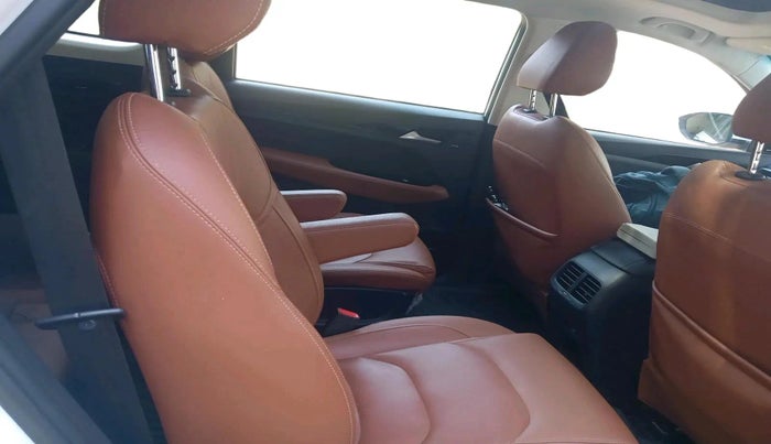 2020 MG HECTOR PLUS SHARP 1.5 PETROL TURBO DCT 6-STR, Petrol, Automatic, 19,855 km, interior