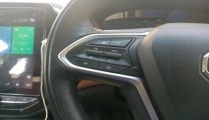 2020 MG HECTOR PLUS SHARP 1.5 PETROL TURBO DCT 6-STR, Petrol, Automatic, 19,855 km, interior