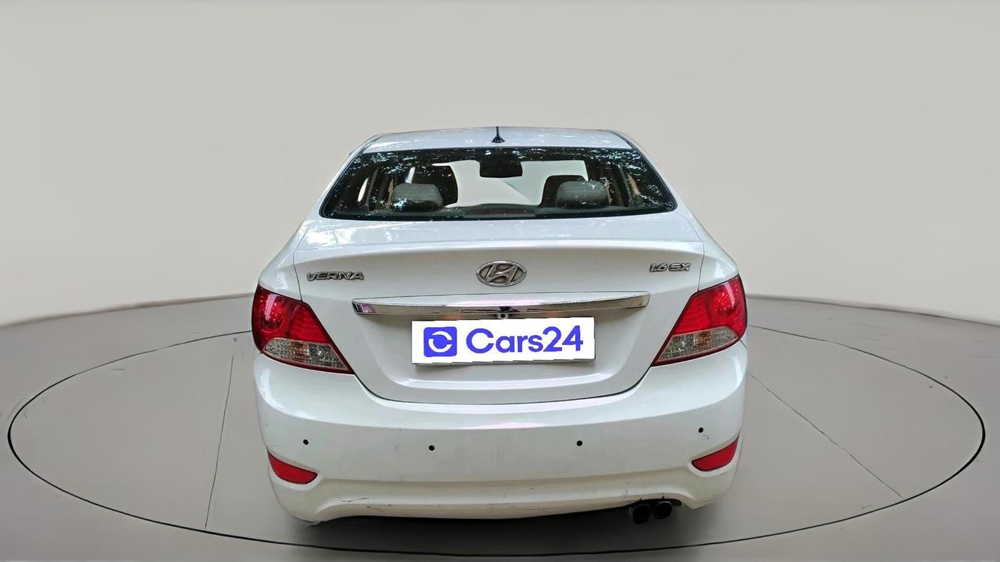 2013 Hyundai Verna FLUIDIC 1.6 CRDI SX, Diesel, Manual, 1,55,761 km, exterior