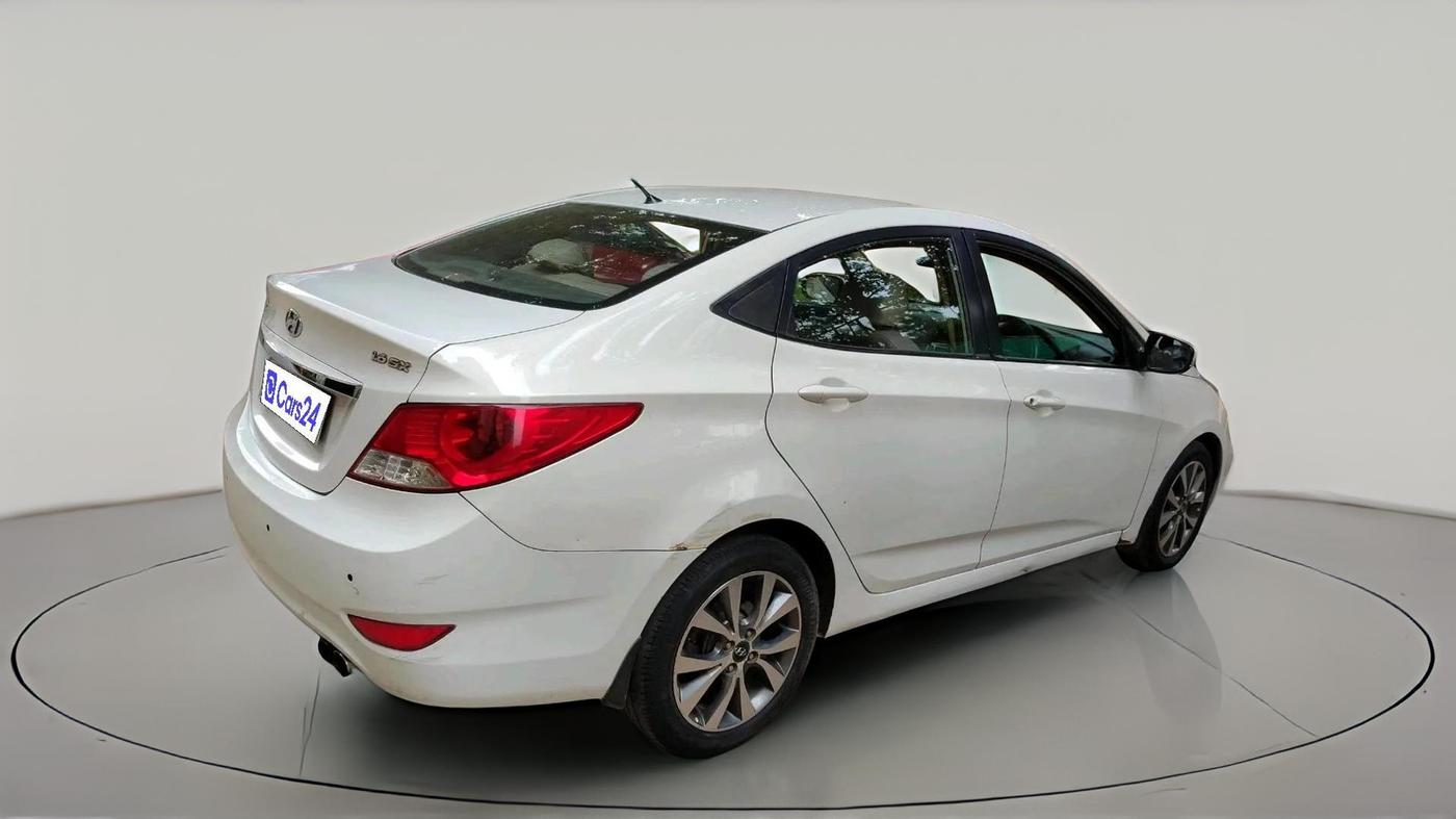 2013 Hyundai Verna FLUIDIC 1.6 CRDI SX, Diesel, Manual, 1,55,761 km, exterior