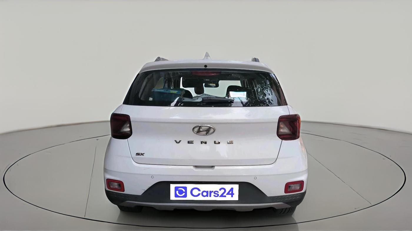 2021 Hyundai VENUE SX 1.5 (O) EXECUTIVE CRDI, Diesel, Manual, 1,05,126 km, exterior
