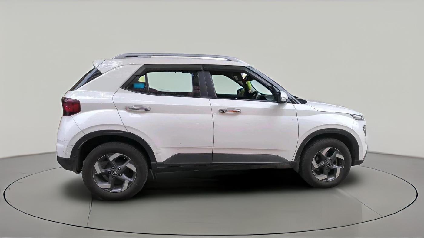 2021 Hyundai VENUE SX 1.5 (O) EXECUTIVE CRDI, Diesel, Manual, 1,05,126 km, exterior
