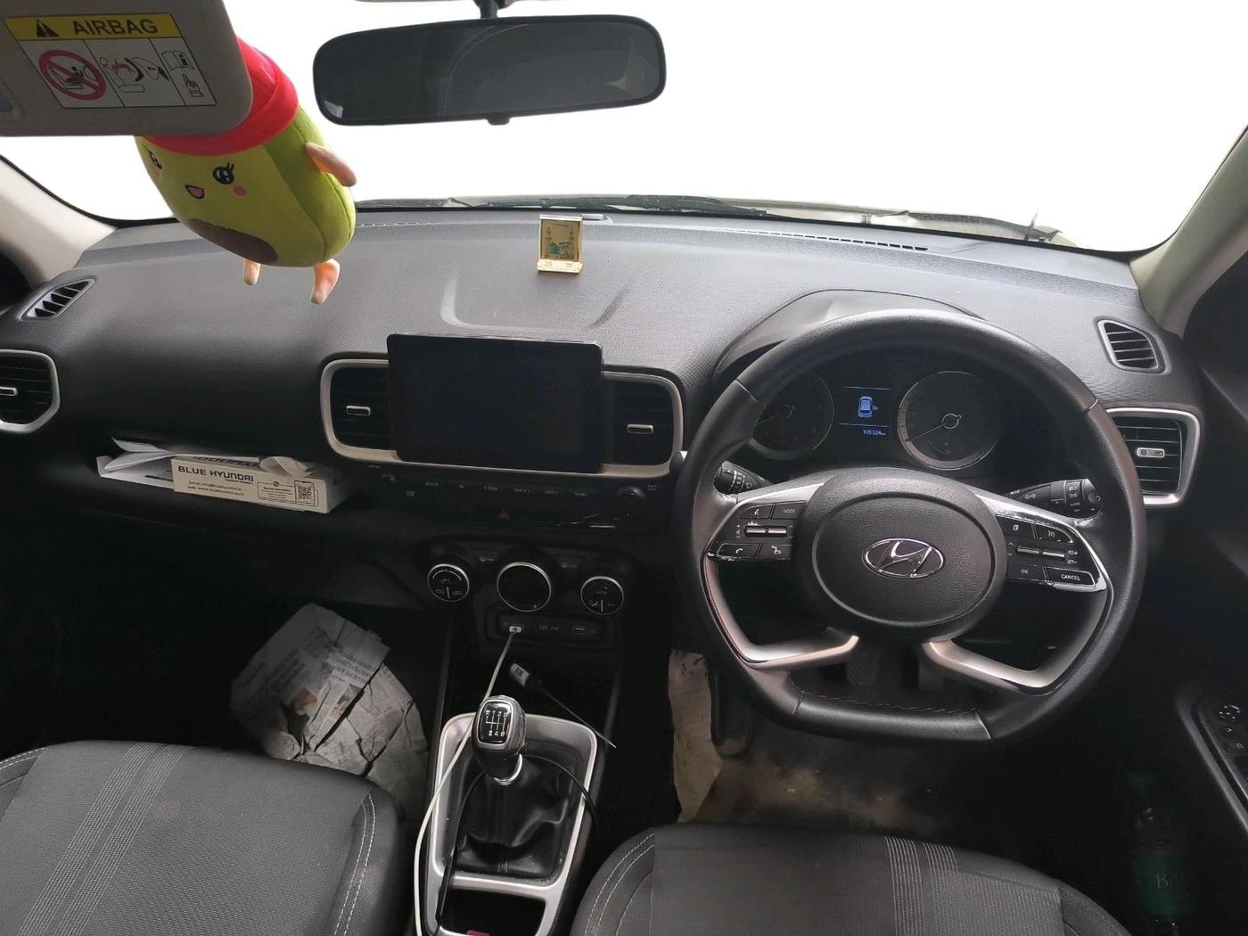 2021 Hyundai VENUE SX 1.5 (O) EXECUTIVE CRDI, Diesel, Manual, 1,05,126 km, interior