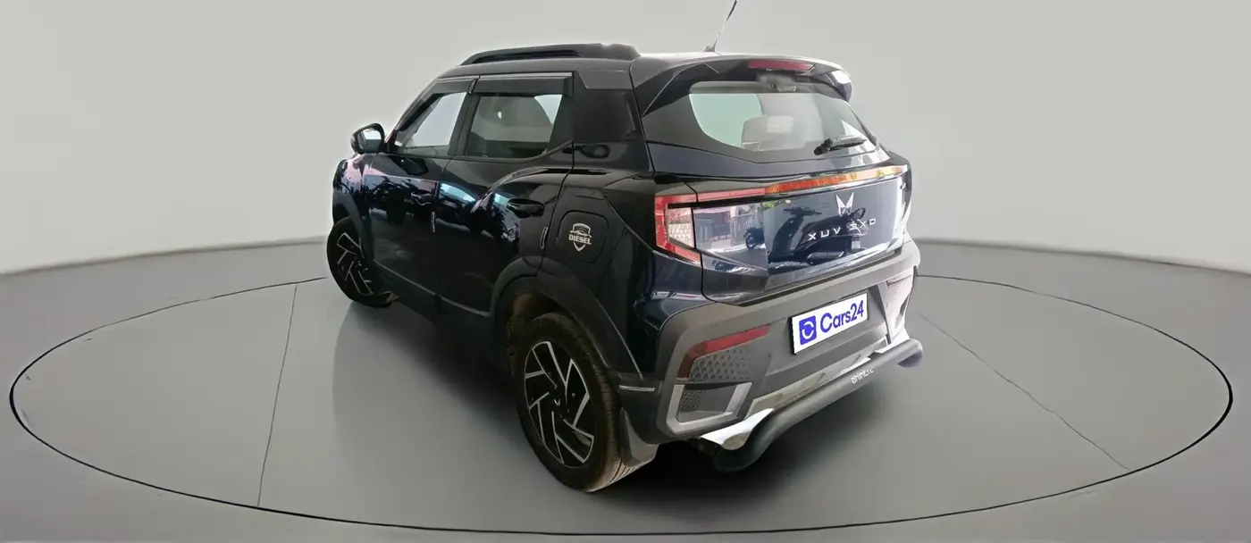 2025 Mahindra XUV 3XO AX7L 1.5 Turbo Diesel, Diesel, Manual, 8,471 km, exterior