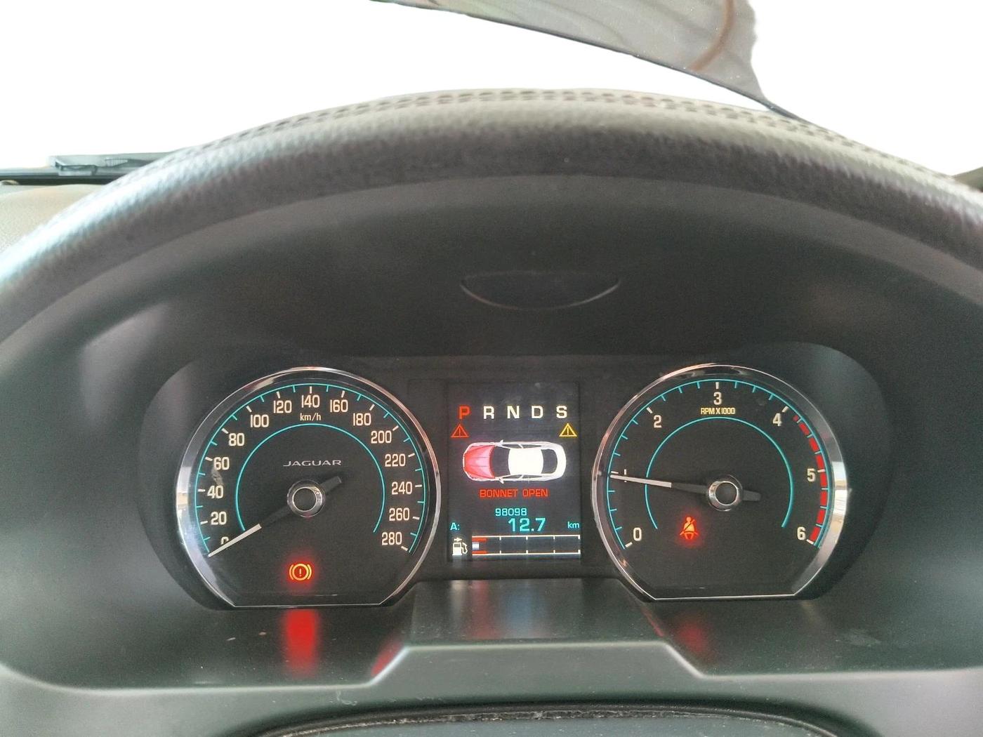 2014 Jaguar XF 2.2 DIESEL, Diesel, Automatic, 98,098 km, interior