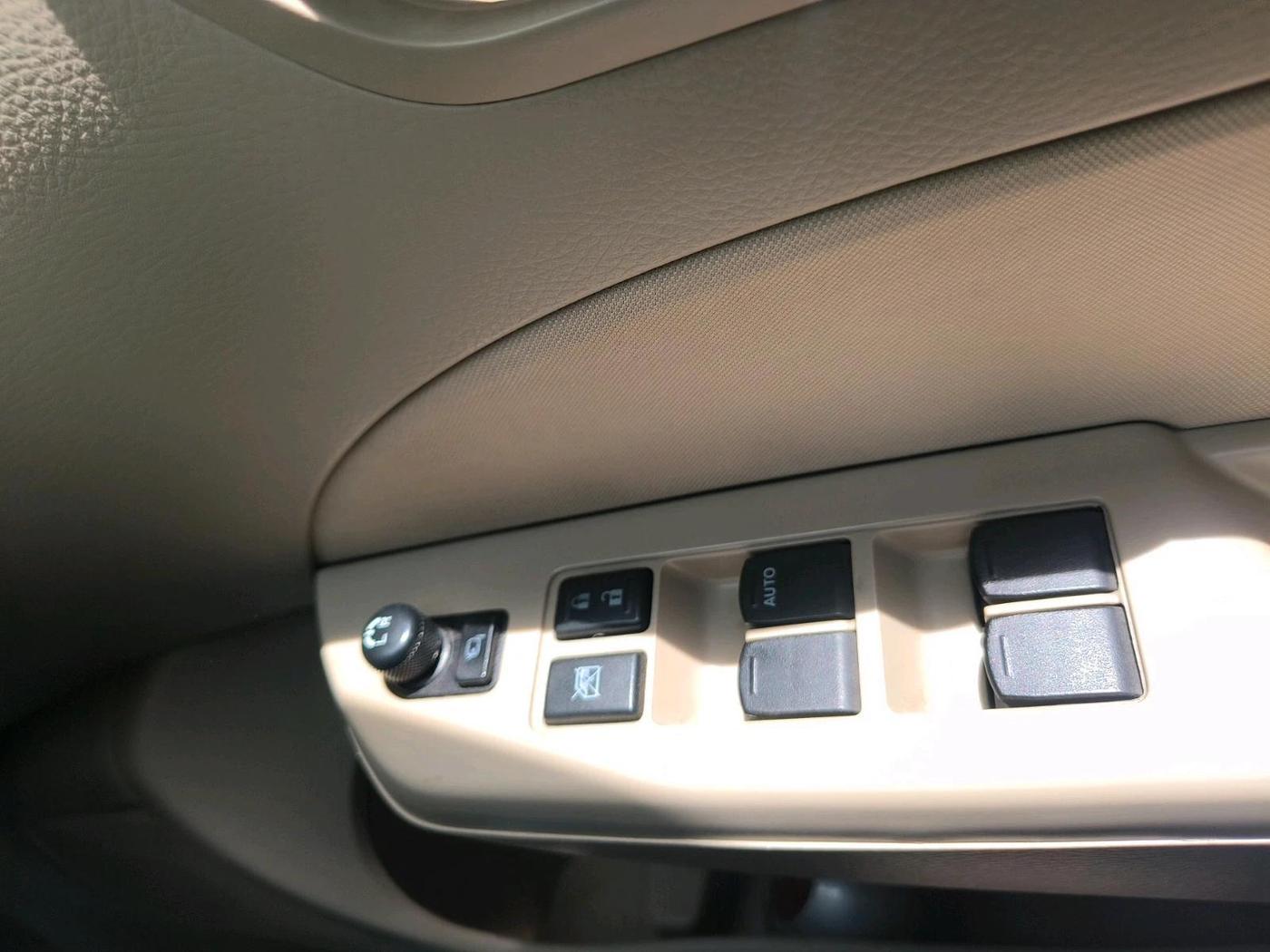 2016 Maruti Swift Dzire VXI, Petrol, Manual, 73,149 km, interior