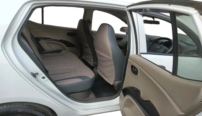 2015 Hyundai i10 MAGNA 1.1, Petrol, Manual, 62,850 km, interior