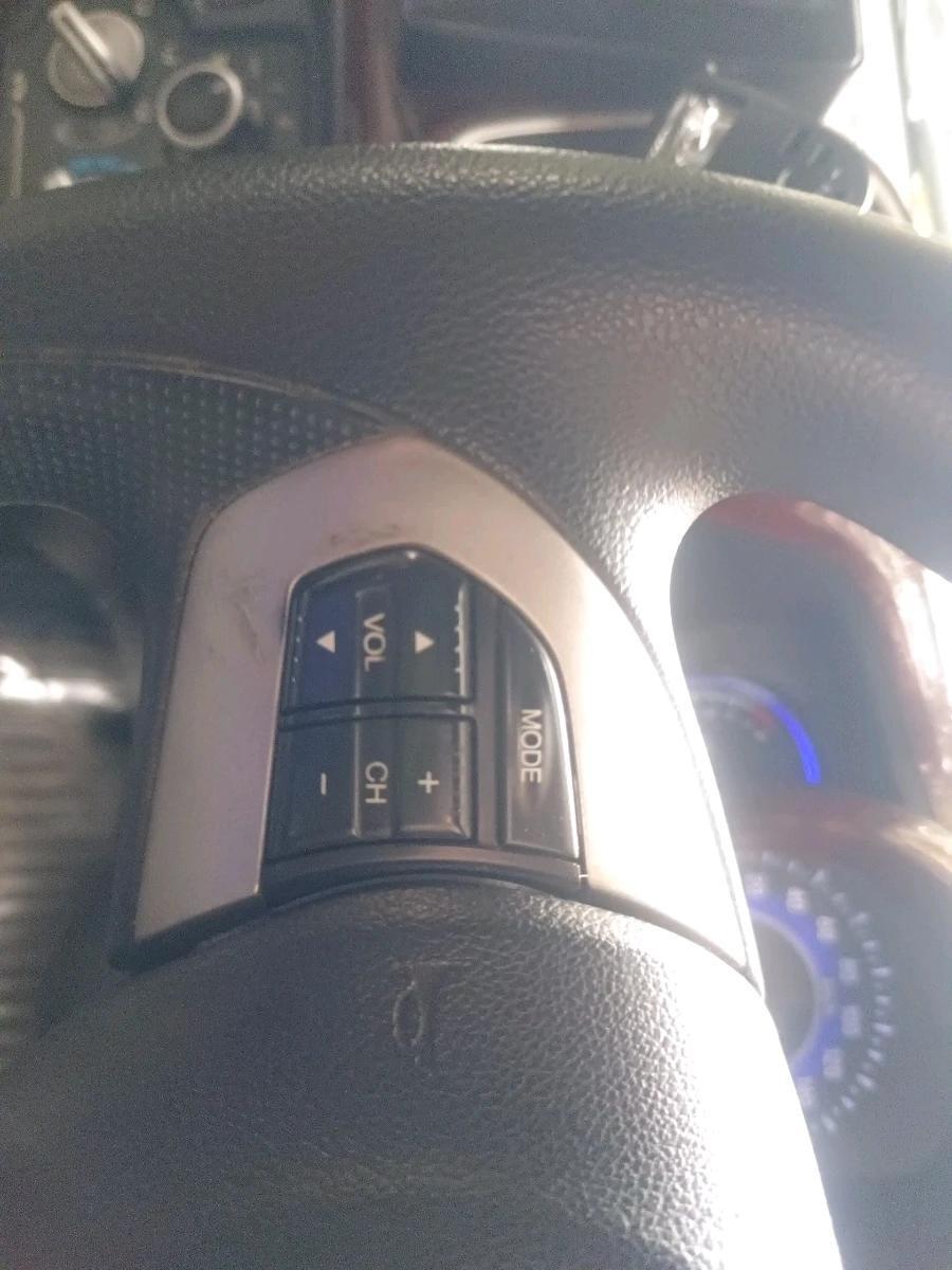 2014 Honda Mobilio 1.5L I-VTEC V, Petrol, Manual, 70,901 km, interior
