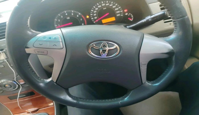 2010 Toyota Corolla Altis G PETROL, Petrol, Manual, 1,28,146 km, interior