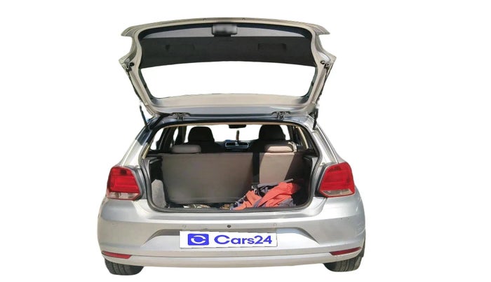 2014 Volkswagen Polo HIGHLINE1.5L, Diesel, Manual, 96,931 km, exterior