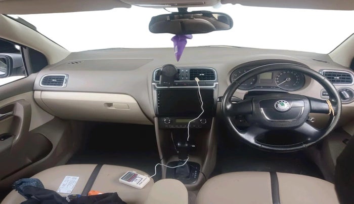 2012 Skoda Rapid ELEGANCE 1.6 MPI AT, Petrol, Automatic, 58,153 km, interior