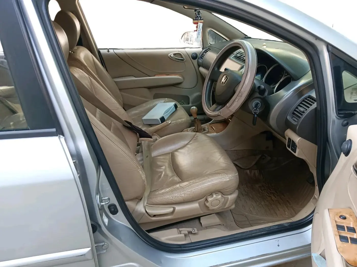 2006 Honda City ZX GXI, Petrol, Manual, 1,50,129 km, interior