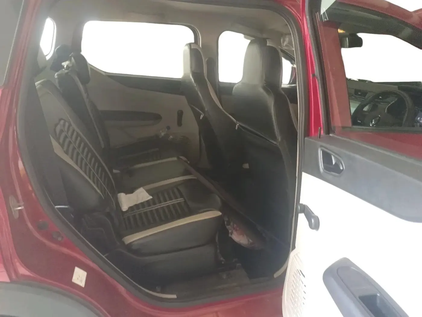 2019 Renault TRIBER RXL MT, Petrol, Manual, 43,800 km, interior