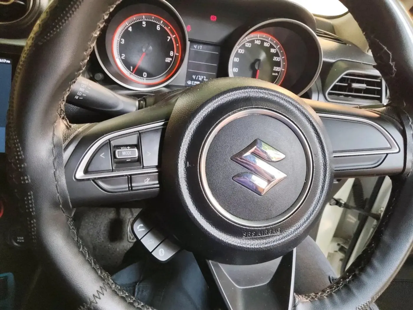 2023 Maruti Swift VXI, Petrol, Manual, 41,729 km, interior