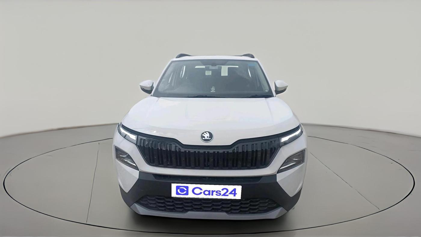 2026 Skoda Kylaq Prestige AT, Petrol, Automatic, 1,660 km, exterior