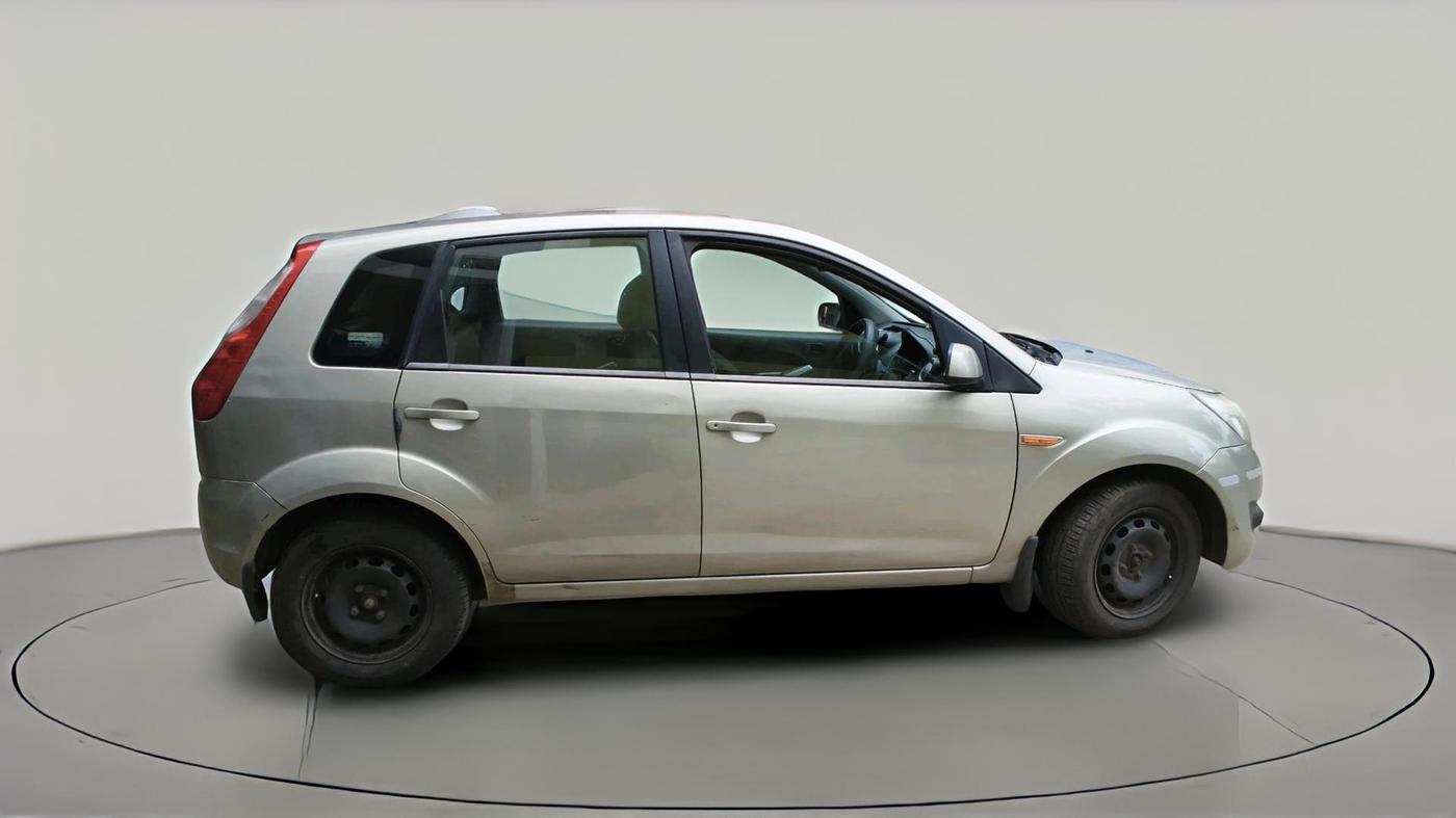 2011 Ford Figo ZXI 1.2 PETROL, Petrol, Manual, 1,19,498 km, exterior