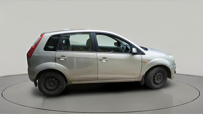 2011 Ford Figo ZXI 1.2 PETROL, Petrol, Manual, 1,19,498 km, exterior