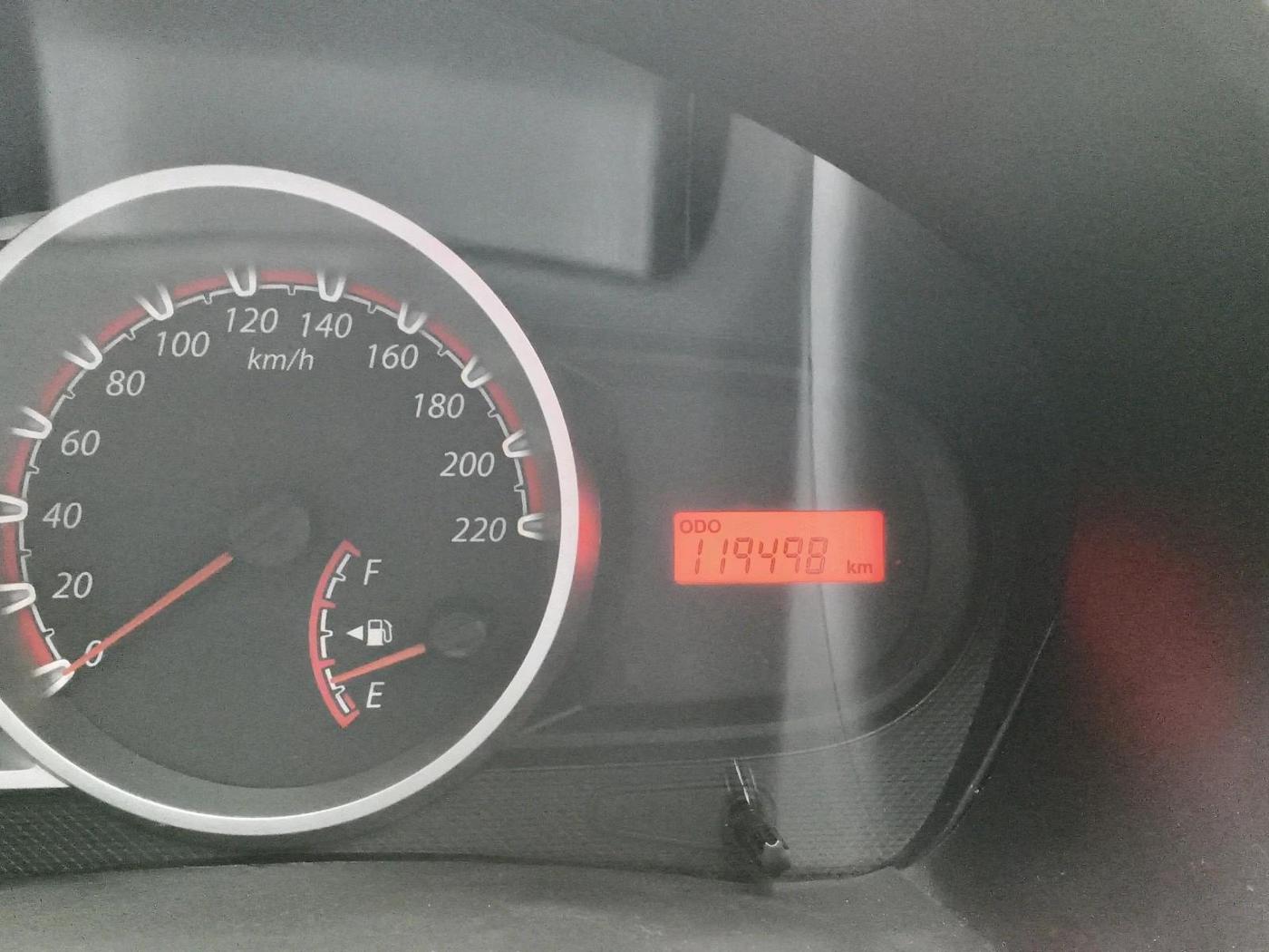 2011 Ford Figo ZXI 1.2 PETROL, Petrol, Manual, 1,19,498 km, interior
