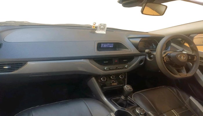 2022 Tata NEXON XM SUNROOF PETROL, Petrol, Manual, 33,021 km, interior