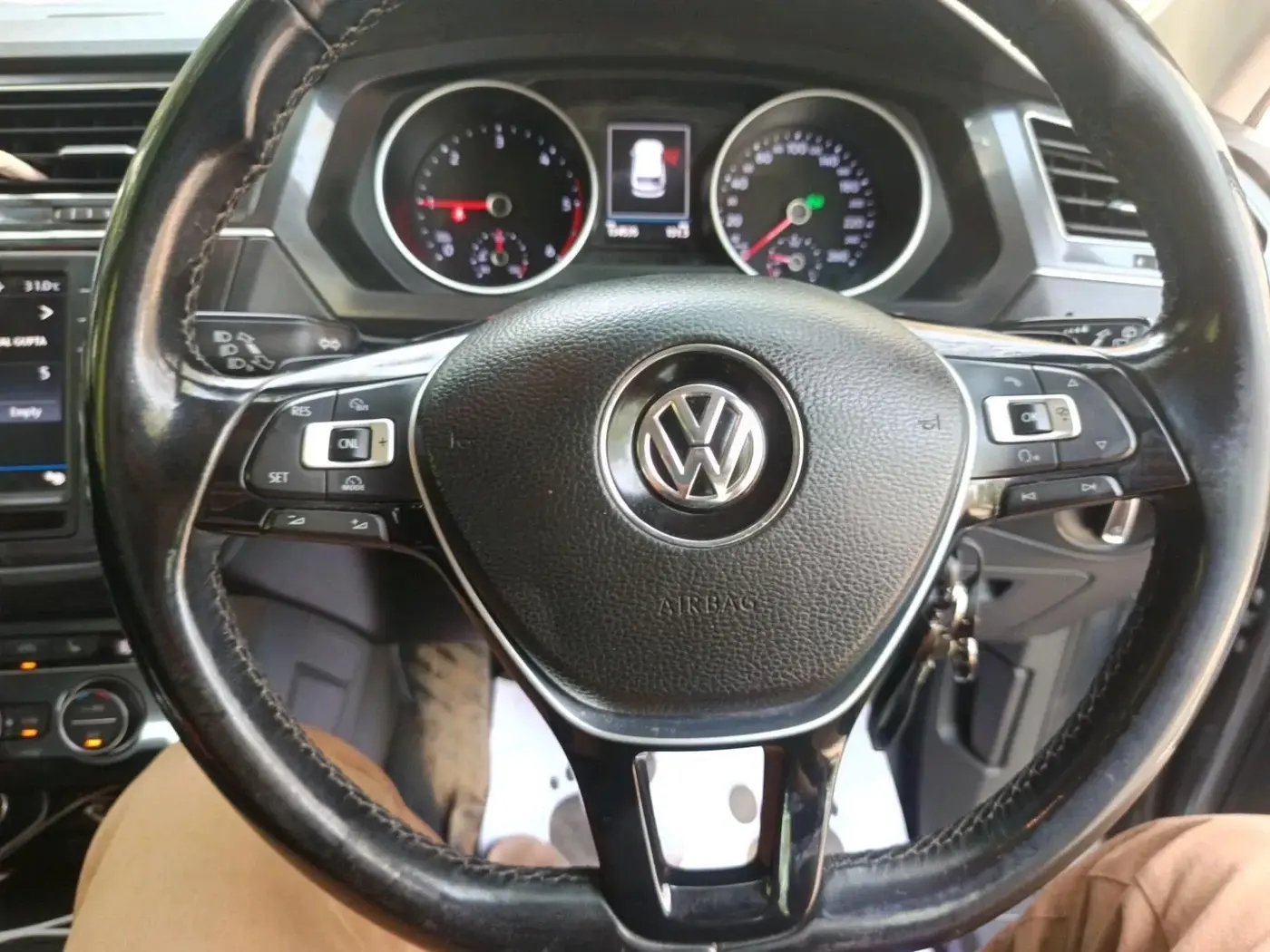 2017 Volkswagen TIGUAN HIGHLINE TDI AT, Diesel, Automatic, 1,34,814 km, interior