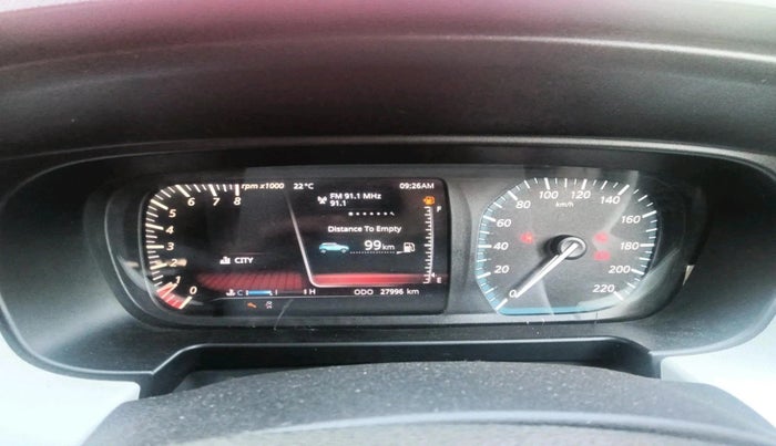 2022 Tata PUNCH CREATIVE  1.2 RTN DUAL TONE, Petrol, Manual, 27,996 km, interior