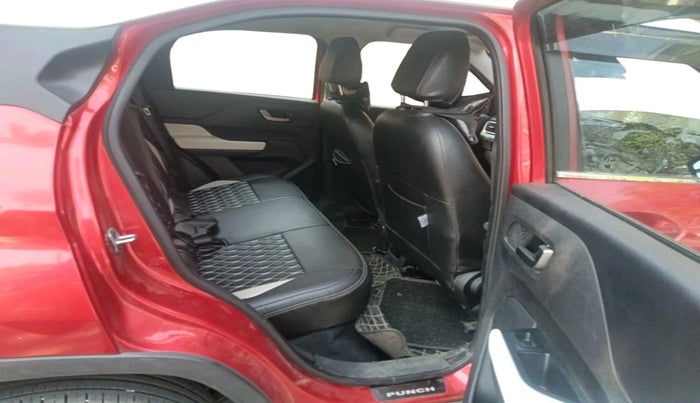 2022 Tata PUNCH CREATIVE  1.2 RTN DUAL TONE, Petrol, Manual, 27,996 km, interior