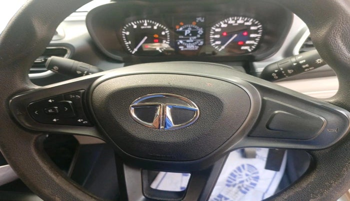 2023 Tata ALTROZ XMA Plus (S) DCT, Petrol, Automatic, 55,734 km, interior