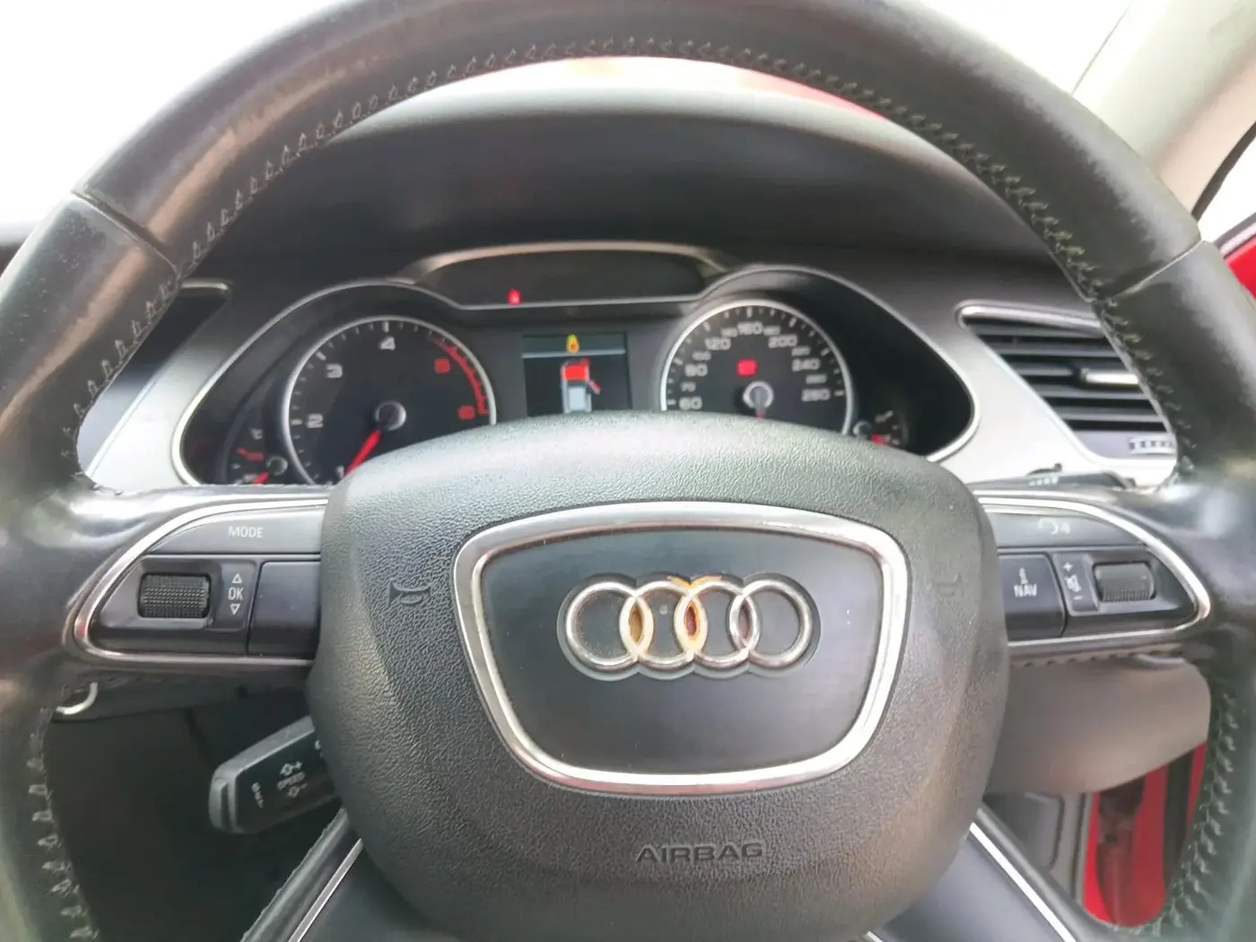 2012 Audi A4 2.0 TDI, Diesel, Automatic, 83,625 km, interior
