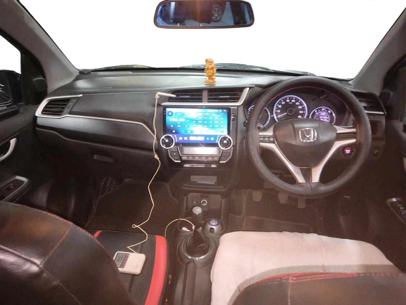 2016 Honda BR-V 1.5L I-VTEC VX, Petrol, Manual, 1,21,435 km, interior