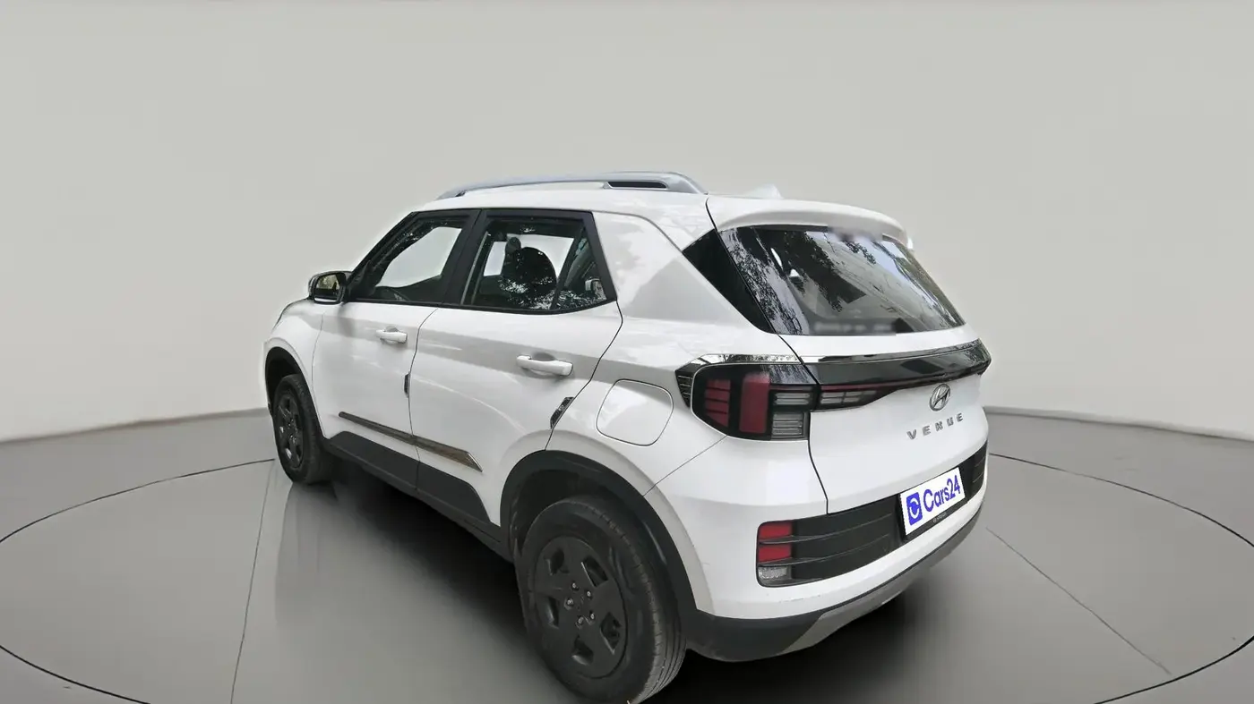 2024 Hyundai VENUE S(O) 1.2, Petrol, Manual, 22,533 km, exterior