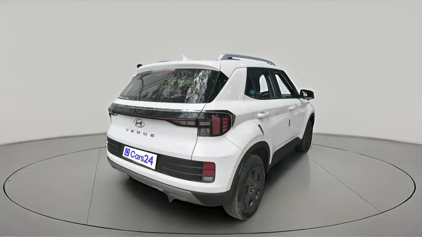 2024 Hyundai VENUE S(O) 1.2, Petrol, Manual, 22,533 km, exterior