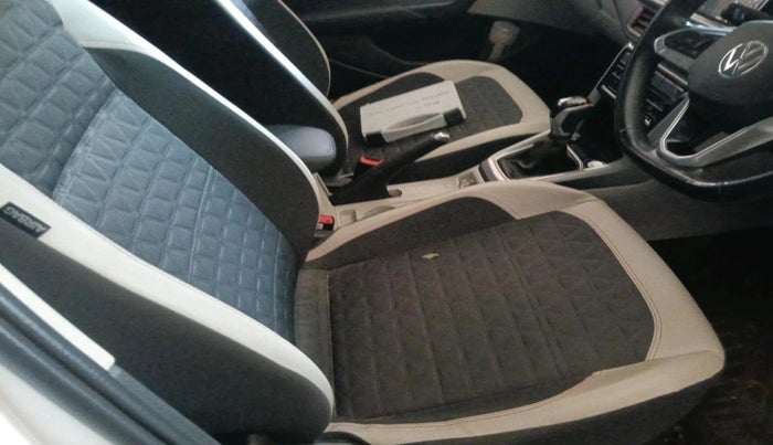2022 Volkswagen TAIGUN GT PLUS 1.5 TSI DSG, Petrol, Automatic, 21,628 km, interior