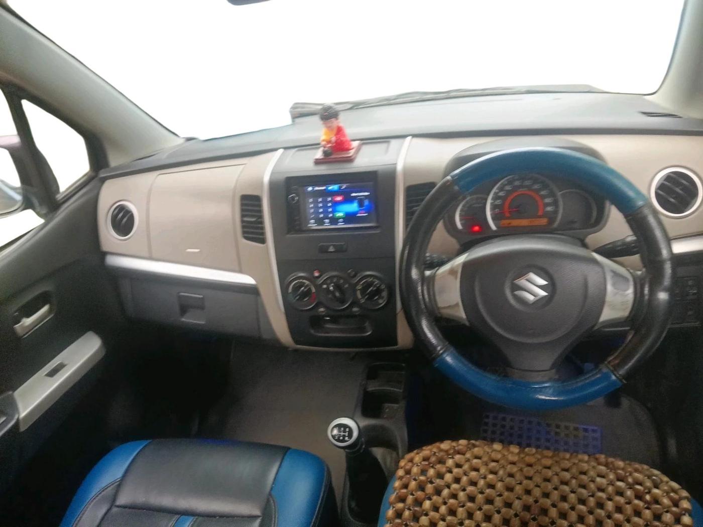 2014 Maruti Wagon R 1.0 VXI, Petrol, Manual, 98,050 km, interior