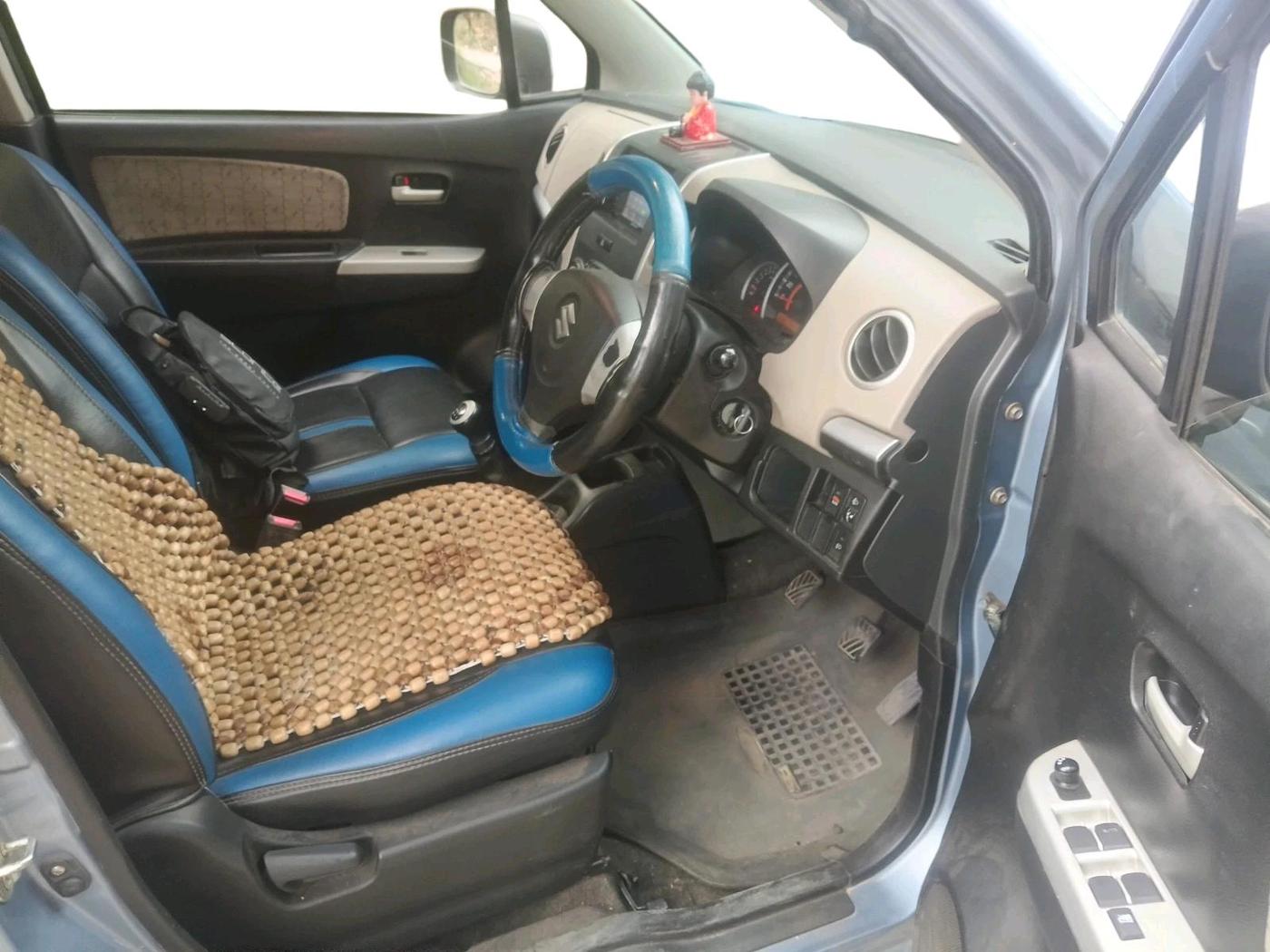 2014 Maruti Wagon R 1.0 VXI, Petrol, Manual, 98,050 km, interior