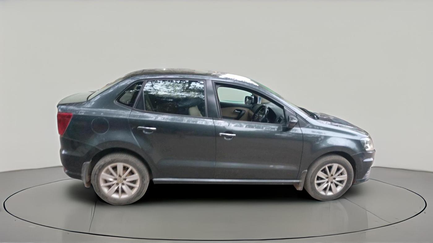 2017 Volkswagen Ameo HIGHLINE DSG 1.5 DIESEL , Diesel, Automatic, 1,03,173 km, exterior