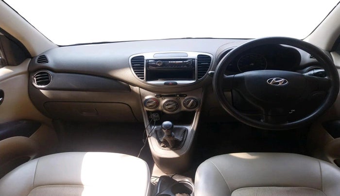 2011 Hyundai i10 MAGNA 1.2, Petrol, Manual, 99,731 km, interior