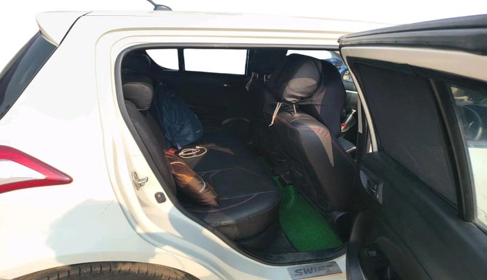 2013 Maruti Swift VXI, Petrol, Manual, 47,013 km, interior