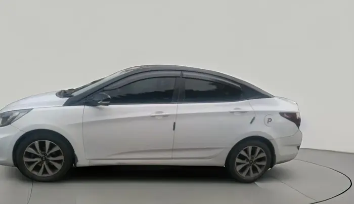 2014 Hyundai Verna FLUIDIC 1.6 VTVT SX AT, Petrol, Automatic, 1,41,835 km, exterior