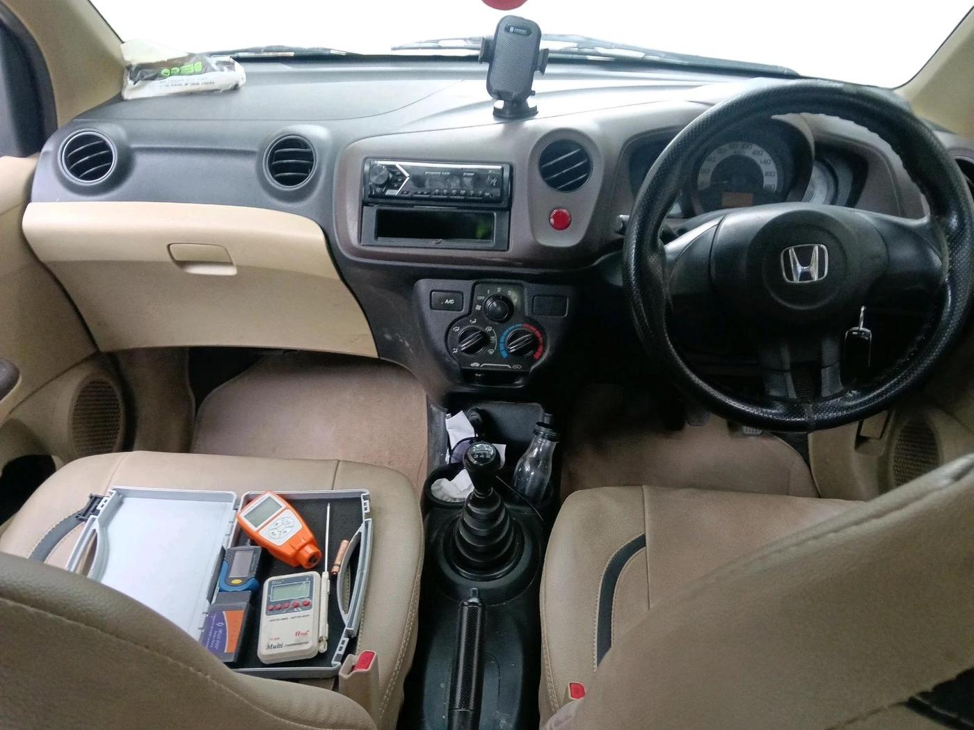 2013 Honda Brio E MT, Petrol, Manual, 87,432 km, interior