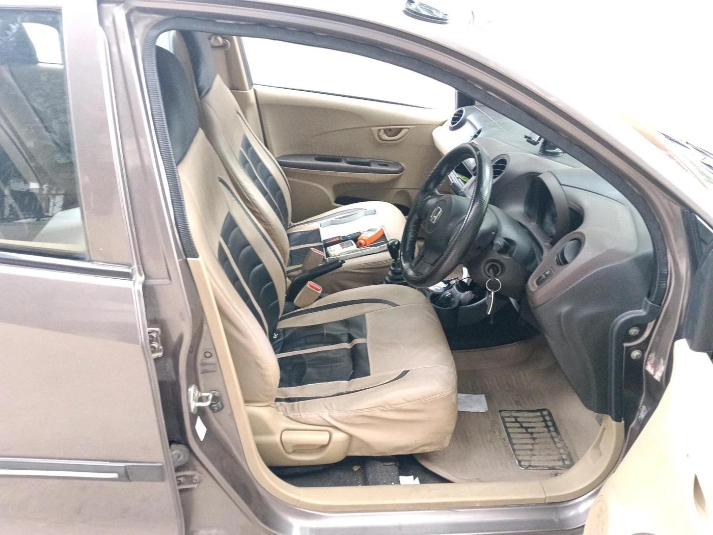2013 Honda Brio E MT, Petrol, Manual, 87,432 km, interior