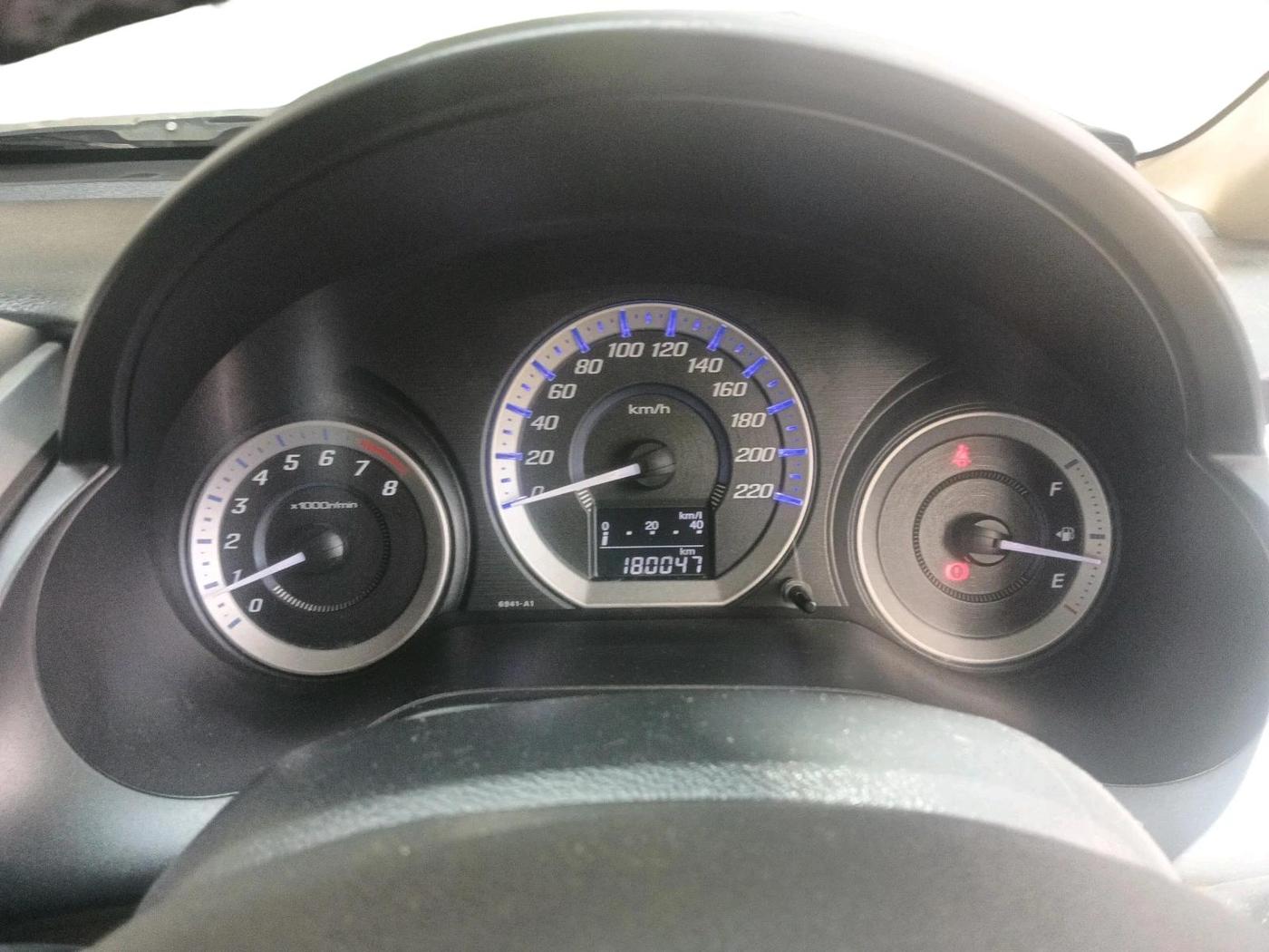 2013 Honda City 1.5L I-VTEC S MT, Petrol, Manual, 1,80,047 km, interior