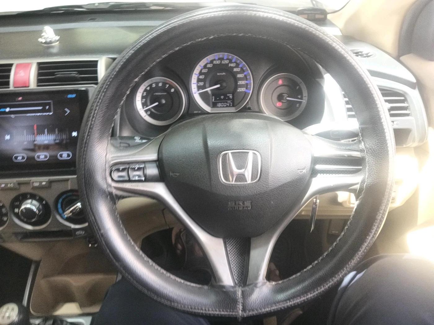 2013 Honda City 1.5L I-VTEC S MT, Petrol, Manual, 1,80,047 km, interior